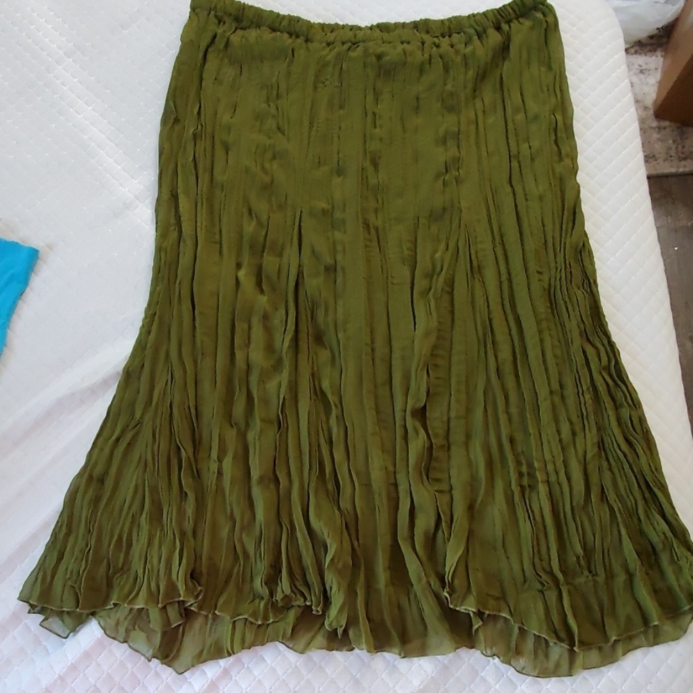 Broomstick pleated skirt 3X